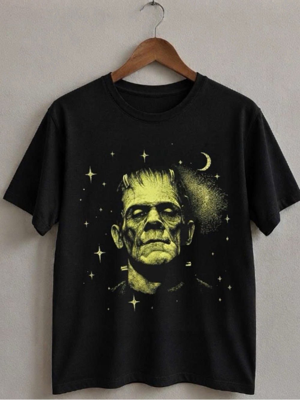 Gildan Shirt Black Graphic Frankenstein Tee